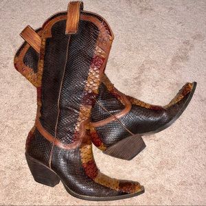 BCBGirls Women 7B Python Snake Print Leather Boots